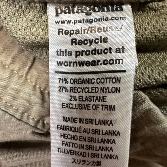 Patagonia Khaki Nomader Cargo Canvas Shorts Size Large - Gorpcore / Hiking - Picture 3 of 5